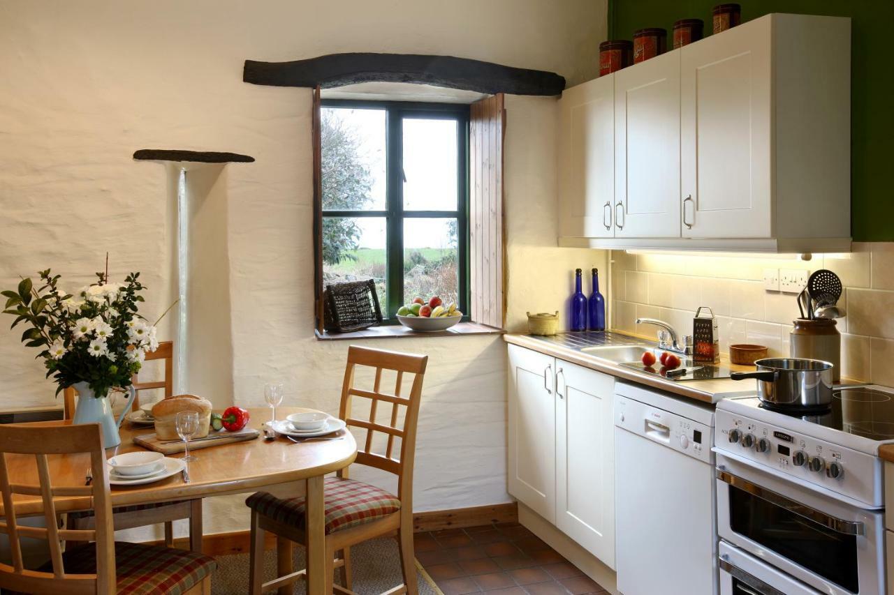 Cwm Connell Coastal Cottages Moylgrove Luaran gambar