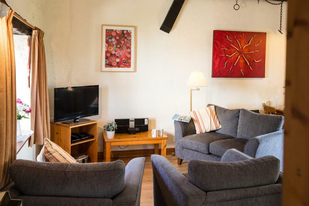 Cwm Connell Coastal Cottages Moylgrove Luaran gambar
